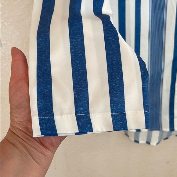 Blue and White Striped Blouse with Classic Collar - Picture 4 of 7